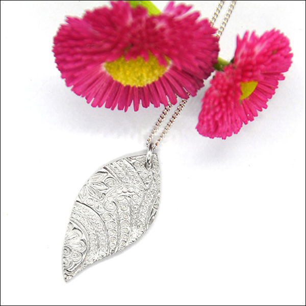 Mia Houghton Boho silver pendant pattern